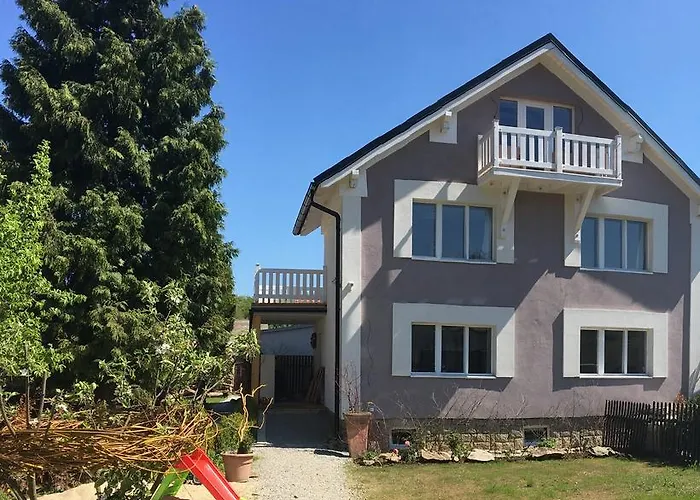 House Apartmentshumpolec + Garden Appartement *